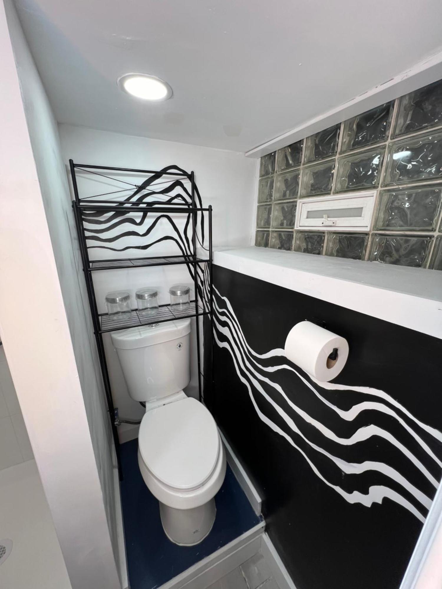 Furnished 1 Bd 15 Minutes From Center Philly Apartment