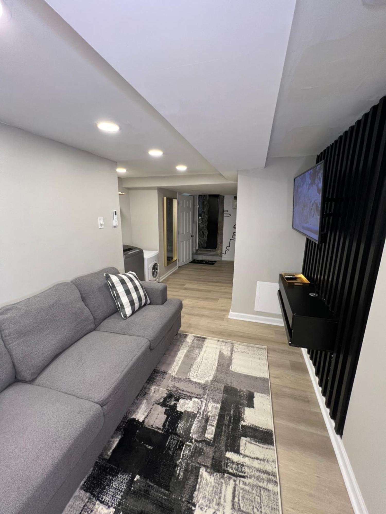 Furnished 1 Bd 15 Minutes From Center Philly *